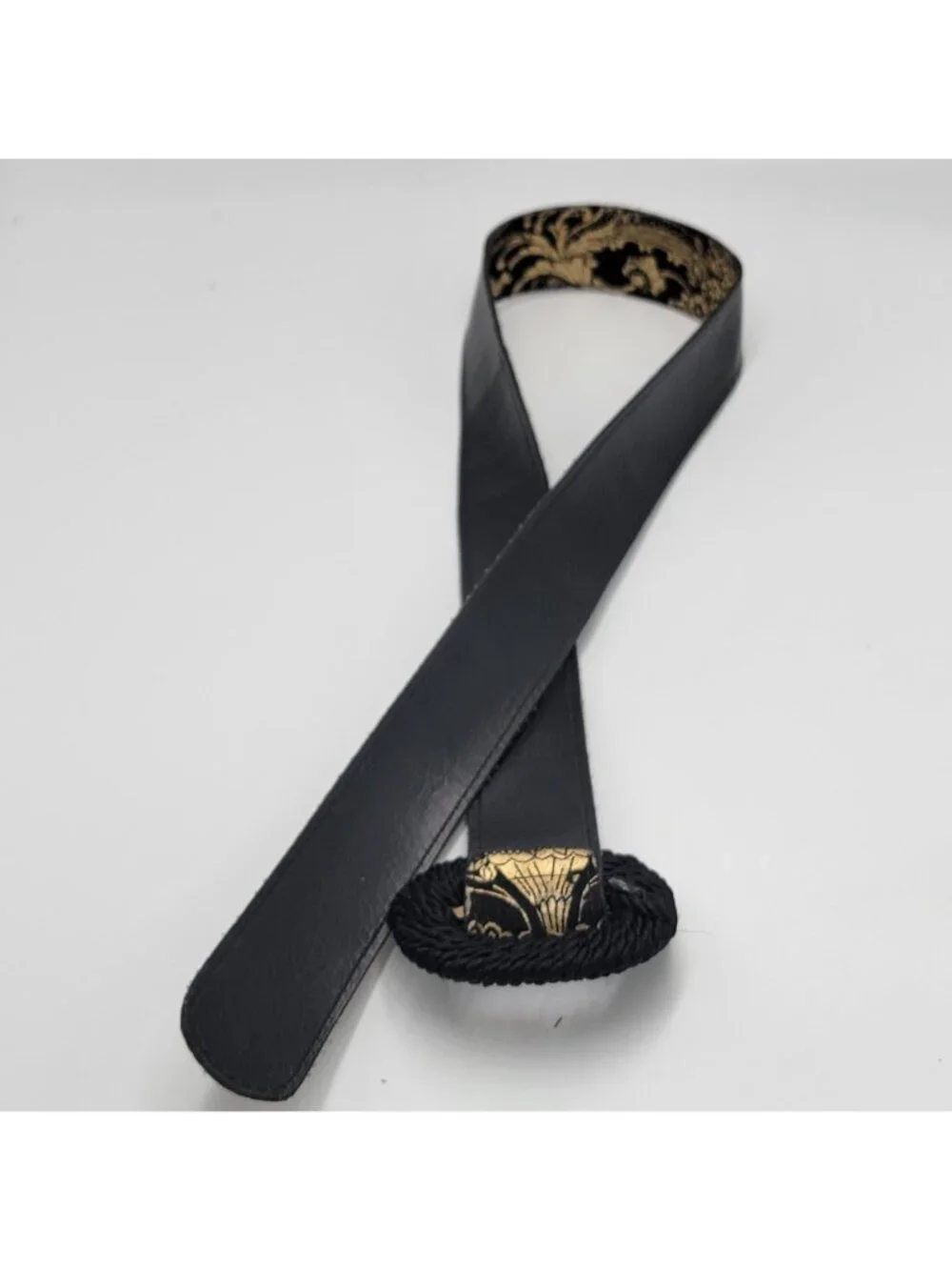Vintage Black & Gold Floral Belt With Rope Buckle Size Small/Medium Made In USA